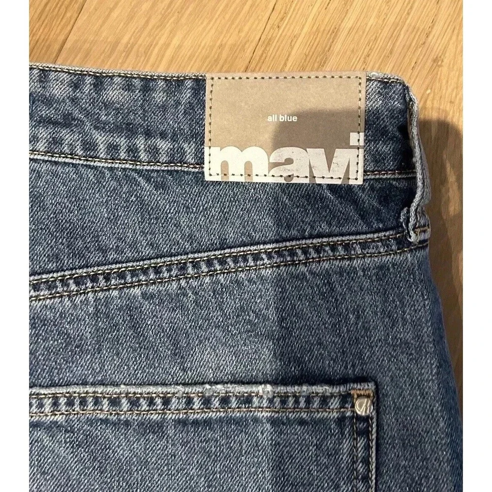 New Mavi Women's Jeans measure 30” Waist Loose Fit Jean 11